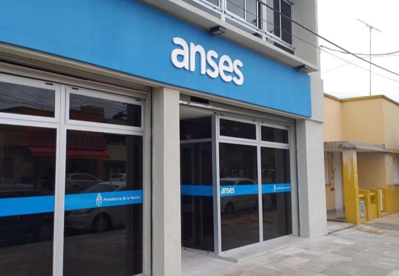 ANSES: cómo acceder los jubilados al reintegro de $120.000 además del aumento y el bono de noviembre.