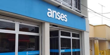 ANSES: cómo acceder los jubilados al reintegro de $120.000 además del aumento y el bono de noviembre.