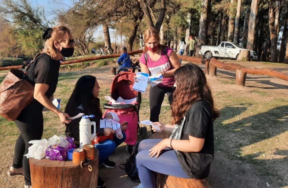 “Hablar es Prevenir” la campaña que lleva adelante la Dirección de Adicciones de Arroyito