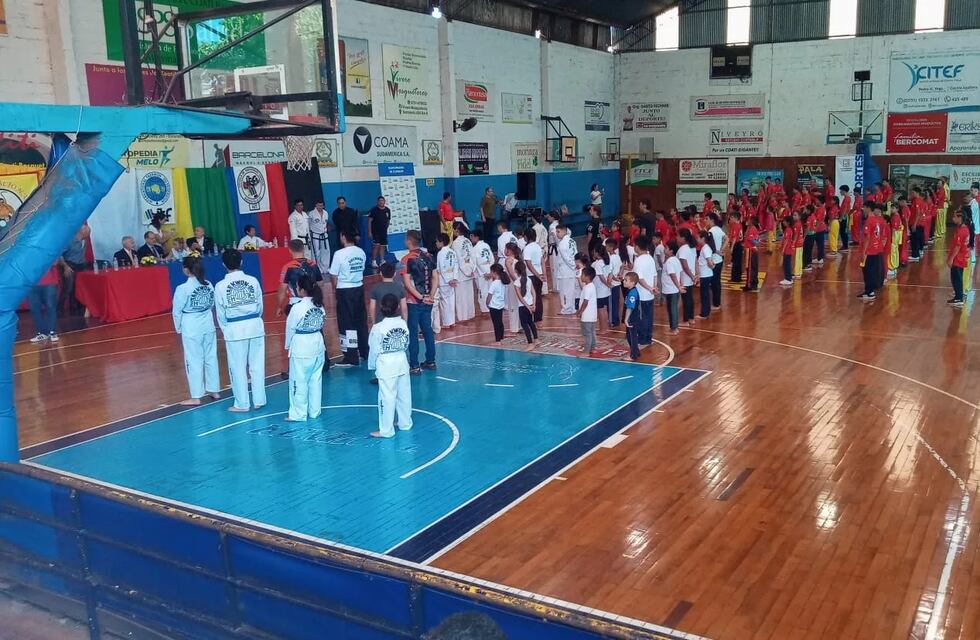 Realizaron el primer encuentro de exhibición de Artes Marciales y Deportes de Contacto en Eldorado