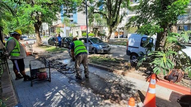 En la capital chaqueña se reemplazan cañerías sobre la calle Catamarca del 0 al 300 y se continúa con la segunda etapa de obra en el barrio Zampa con 80 nuevas conexiones.