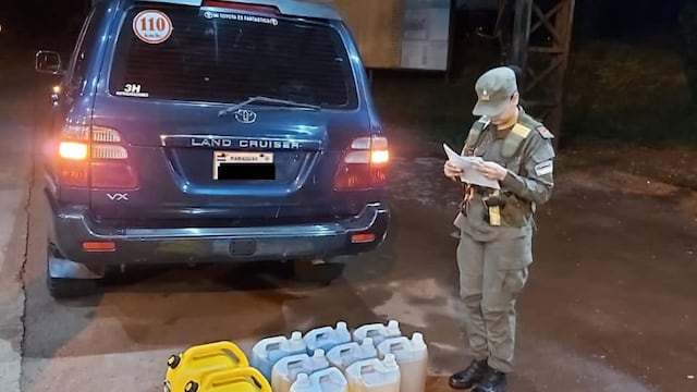 Incautan combustible trasladado de manera ilegal en Puerto Libertad.