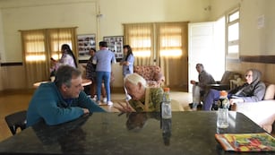 Luis Castellano recorrió el Hogar de Ancianos "Magdalena de Lorenzi"