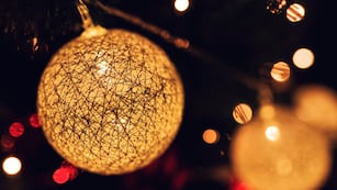 En qué horarios abren los comercios en Córdoba este fin de semana previo a la Navidad.