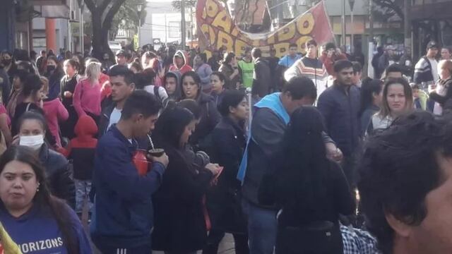 Multitudinaria marcha del Polo Obrero en Eldorado.