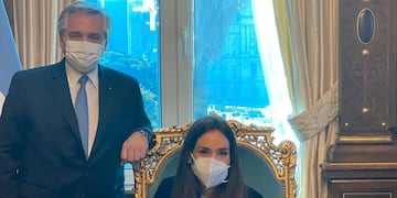 Florencia Aise, la artista plástica mendocina que almorzó con Alberto Fernández.