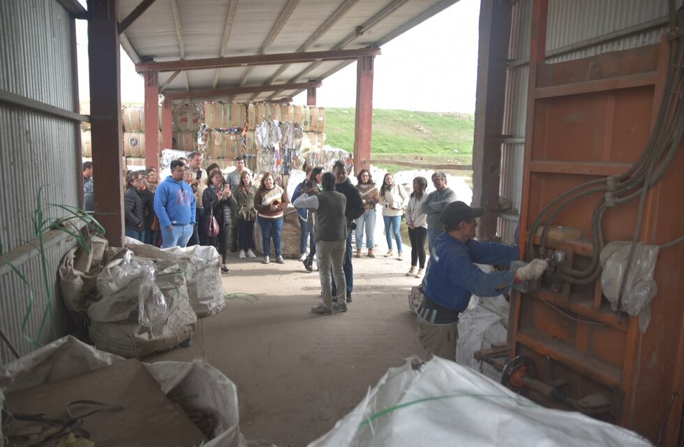 Representantes de tres provincias se hicieron presentes en Rafaela para conocer el modelo ambiental