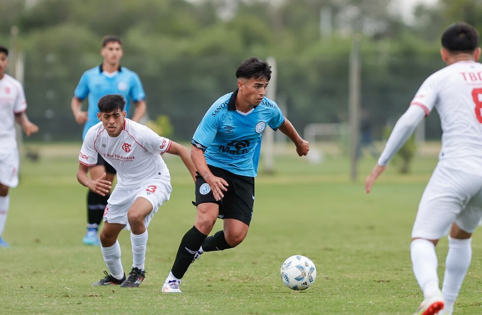 A lo Zelarayán: Belgrano ganó con un golazo olímpico en Reserva por el “Chinito”