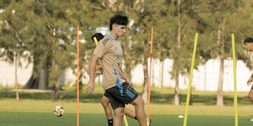 Santiago Fernández, marcador central de Talleres, en la selección Sub 20 (Prensa AFA).