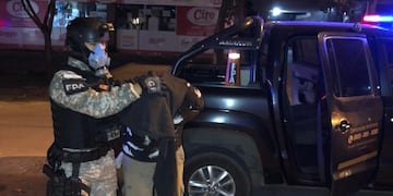 Detención de una pareja por venta de drogas en Villa Parque Síquiman.