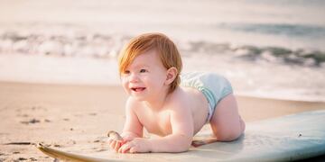 Los bebés están expuestos al sol no solo en vacaciones, sino todos los días en el hogar. (Foto: Pixabay/ NewportBaptistChurchNC)