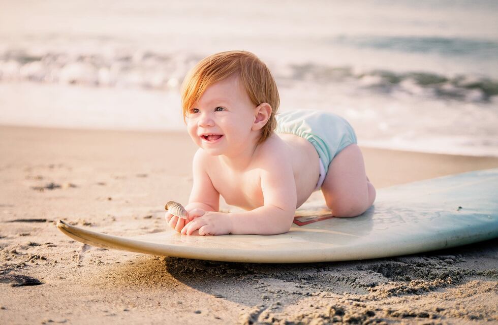 Recomendaciones y consejos para cuidar la piel de los bebés del sol