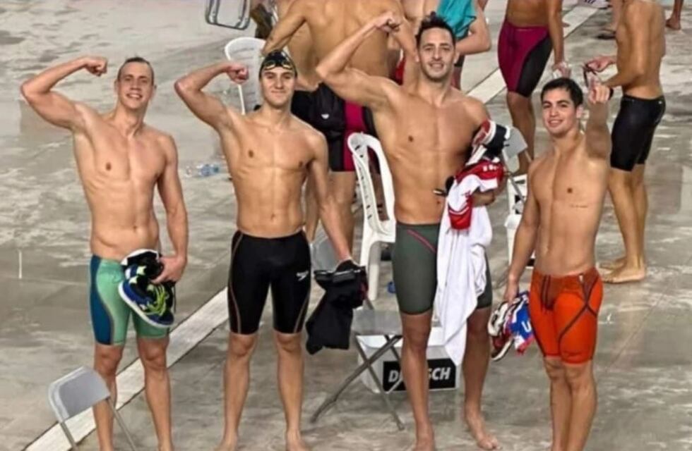 Benjamín Ghione de Arroyito y equipo rompieron el récord nacional en Posta 4x100 en el Campeonato Junior de Natación
