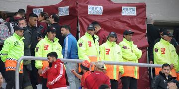 Un hincha de River falleció este sábado en el Monumental durante el partido entre River y Defensa y Justicia, por la Liga Profesional. (Fotobaires)
