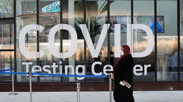 Desde Europa, confían que después de Ómicron es "plausible que termine la pandemia" según un funcionario de la OMS