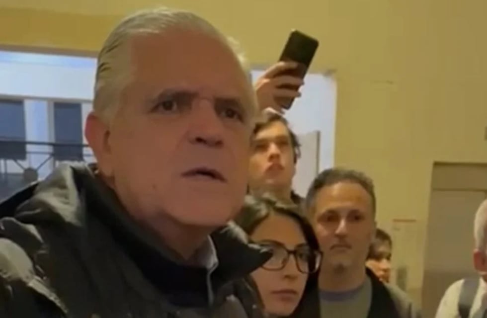 Solidaridad en las redes sociales con Ricardo López Murphy tras el incidente que vivió en la UBA