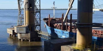 Cofco opera en Puerto Gral San Martín