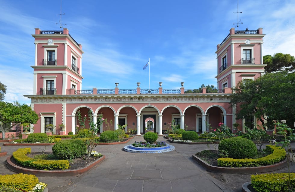 Paseo por los viñedos y Palacio San José con la Histórica Concepción