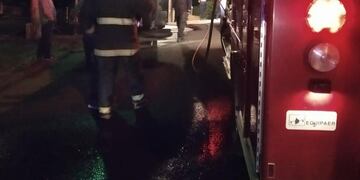 Volcó una camioneta en el ingreso a Merlo