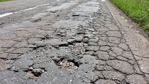 Rutas destruidas: una de las consecuencias de la falta de inversión del Estado