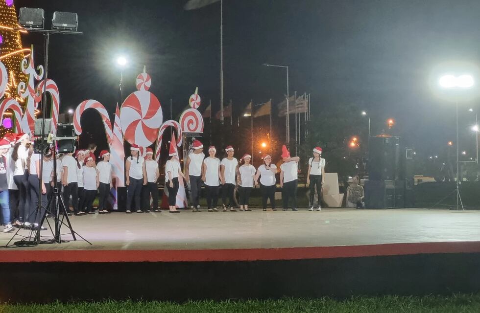 Magia y alegría en el Parque de las Fiestas de Posadas en vísperas de Nochebuena