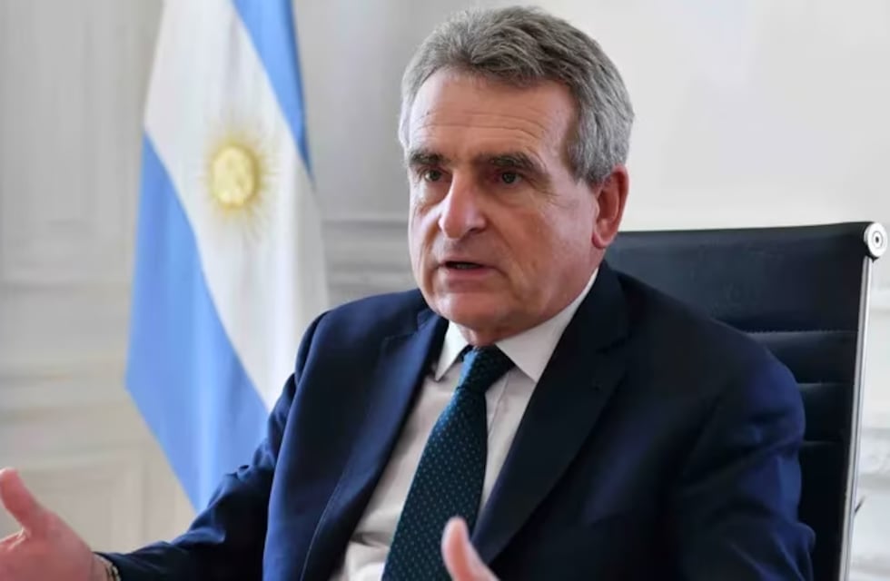 Agustín Rossi profundiza la interna del Frente de Todos: “No hay que sintetizar en quien no sintetiza”