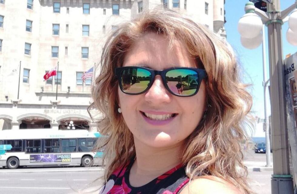Motochorros le arrebataron un celular donde tenía fotos y audios de su hija muerta
