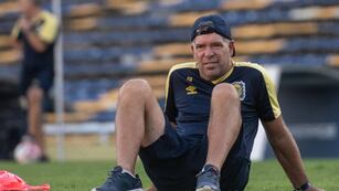 El exfutbolista auriazul se incorpora al cuerpo técnico de Juan Antonio Pizzi.