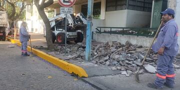 Comenzaron los trabajos en las veredas de la Municipalidad de Rafaela