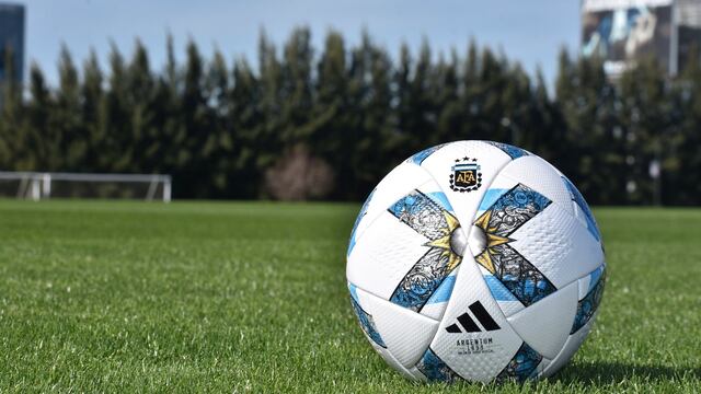 La pelota de AFA para todos los torneos, también los de Reserva. (Prensa AFA)