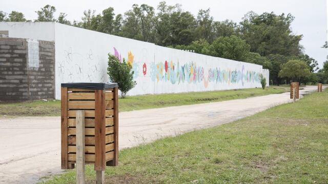 Basureros de Madera en Costanera Arroyito