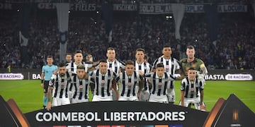 Una multitud alentó a Talleres en el Kempes. A Santa Fe sólo pueden viajar 2.000 hinchas (Facundo Luque / La Voz).