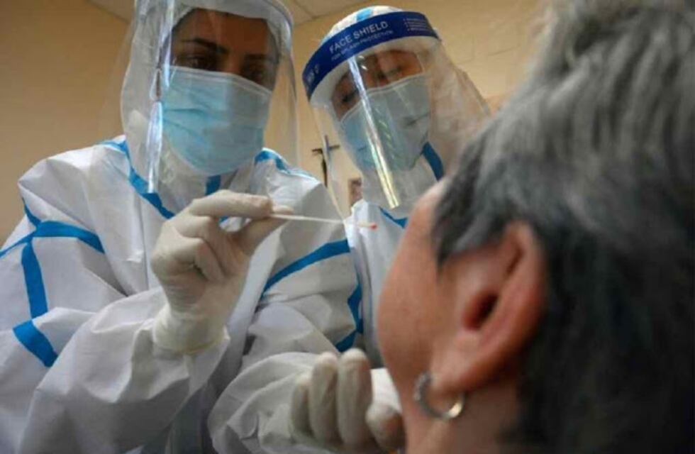 Mientras se analizan restricciones sanitarias, Santa Fe informó 1.497 casos de coronavirus