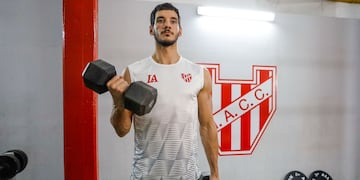 Taya Gallizzi se sumó este martes a la preparación de Instituto, y ya está en La Rioja con el plantel, para el cuadrangular (Prensa Instituto).