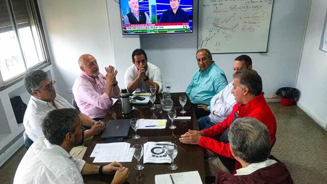 La reunión estableció las bases para un trabajo en conjunto que impulse las energías renovables en la provincia.