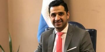 Juan Manuel Rigau, intendente de la localidad de El Trapiche decretó una rebaja de su sueldo del 20% "ante la grave crisis que sufre el país y su municipio". Gentileza