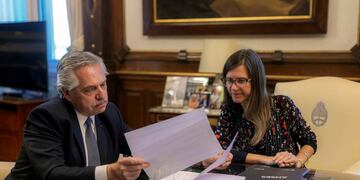 El Gobierno dará un bono de $45.000 a los sectores más vulnerables.