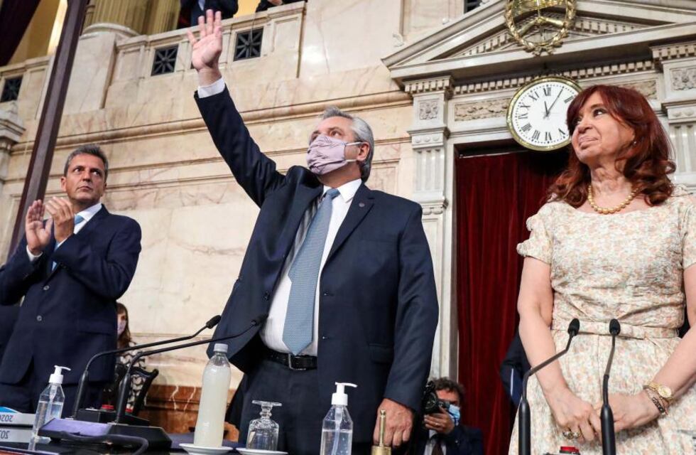 Opinión. Todos convencidos: la crisis puede esperar