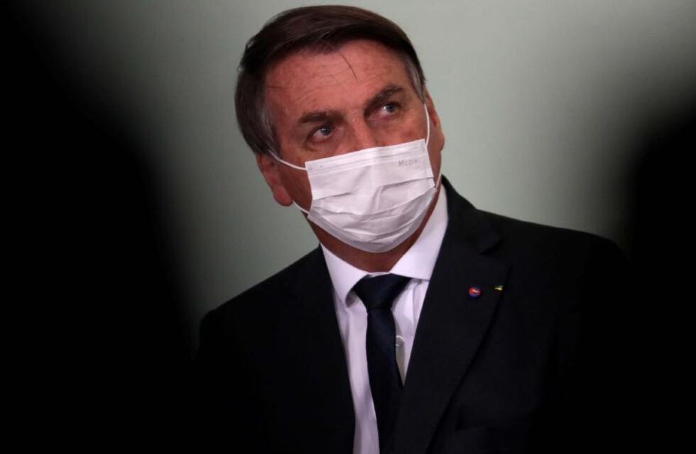 En medio de la crisis por el coronavirus, Bolsonaro cambió a seis miembros de su gabinete