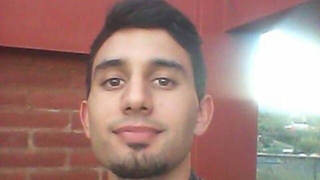 Marcos Ariel Bolzan mide 1,77 metros, tiene cabello corto de color negro, ojos color marrón y barba en su mentón.