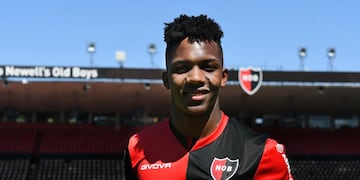 El atacante de 23 años viene de la Liga Deportiva Universitaria de Quito.