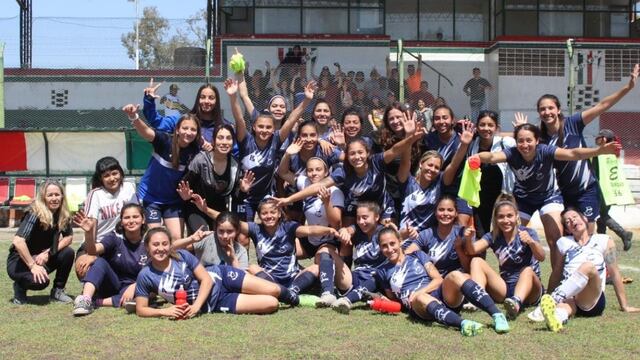 Las Pumas son campeonas de Región Cuyo.