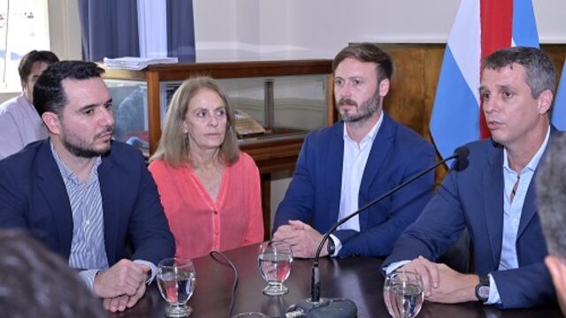 Cresto y Azcué buscan consensuar una transición ordenada en Concordia.