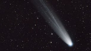 Cuál es el mejor horario para ver el Cometa del Siglo desde Argentina.