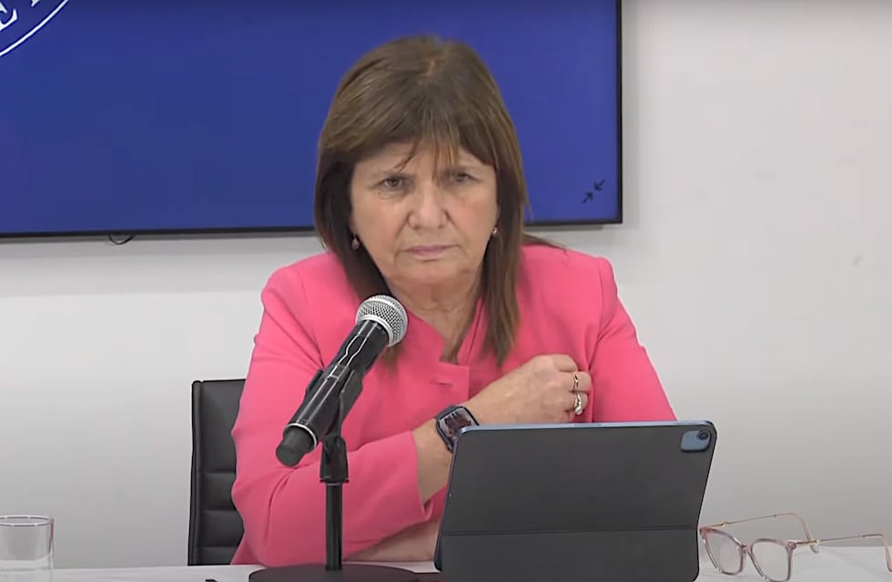 Patricia Bullrich: “No hay paro que nos detenga”