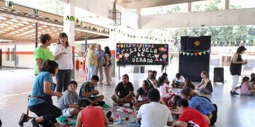Destacan las tareas que se realizan en "La Kermés de las Infancias"