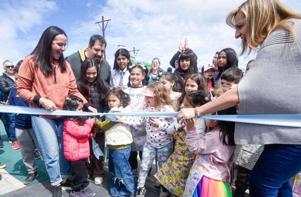 Inauguraron en Ushuaia la nueva plaza