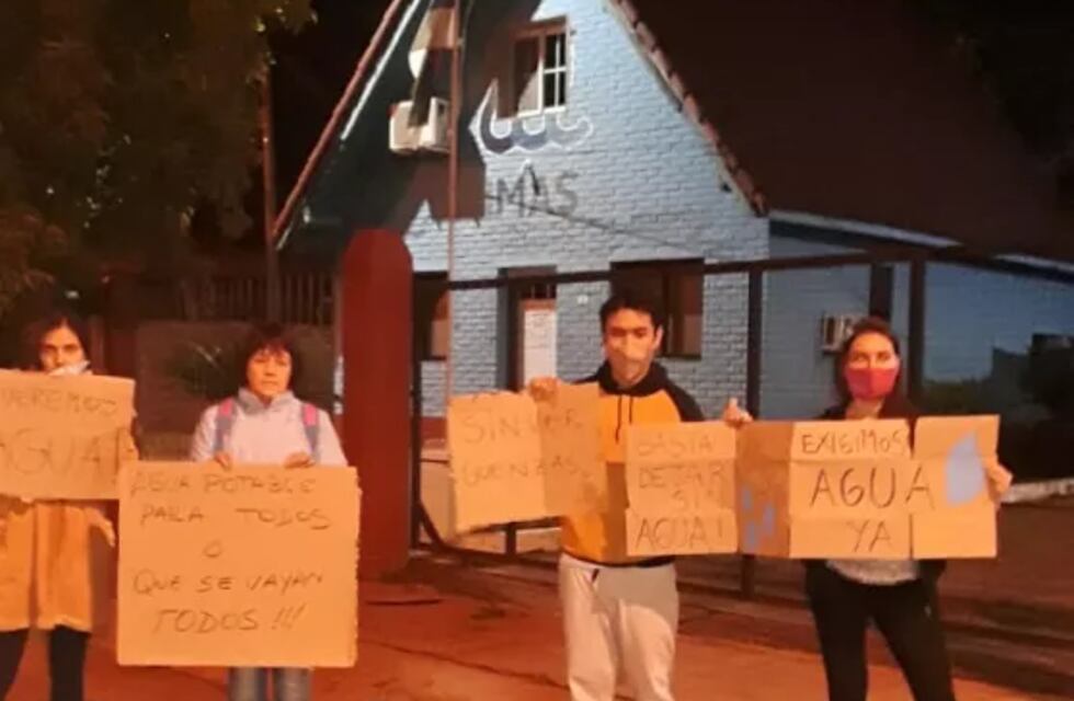 Crisis hídrica en Iguazú: vuelven a manifestarse frente al IMA
