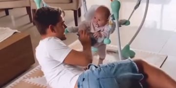 Mientras se recupera de la lesión, Girotti sigue a Talleres con su hija.