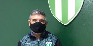 Hugo Garelli es el entrenador interino en Estudiantes de San Luis.